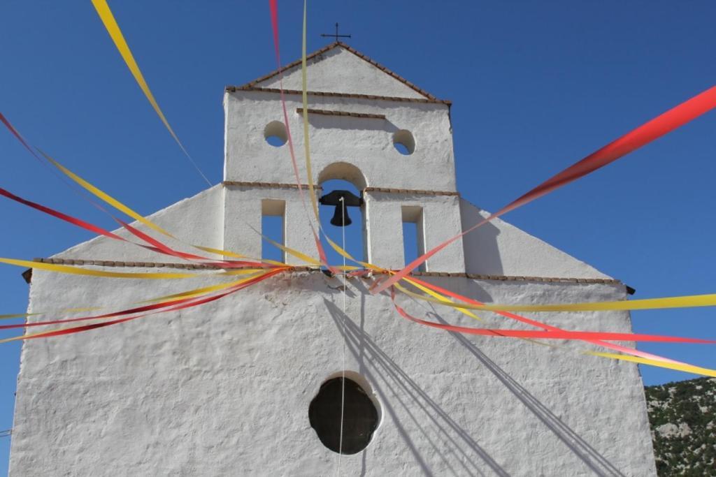 Fenile Apartments Santa Maria Navarrese Exterior photo